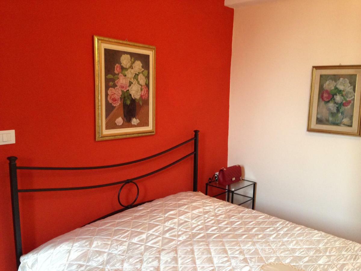 Ferienwohnung Mansarda In Borgo Dora Turin Exterior foto