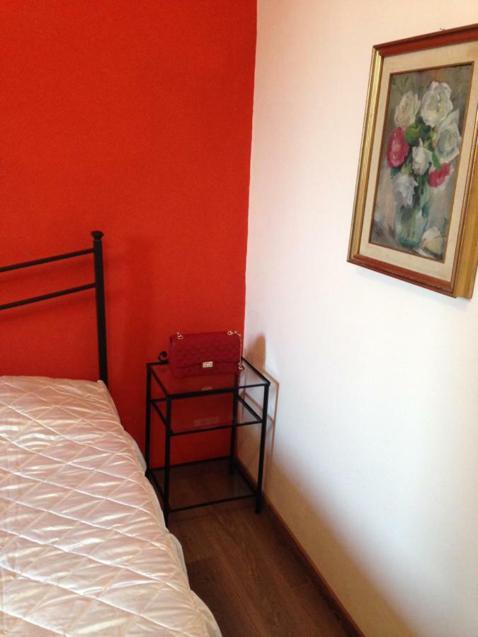 Ferienwohnung Mansarda In Borgo Dora Turin Exterior foto